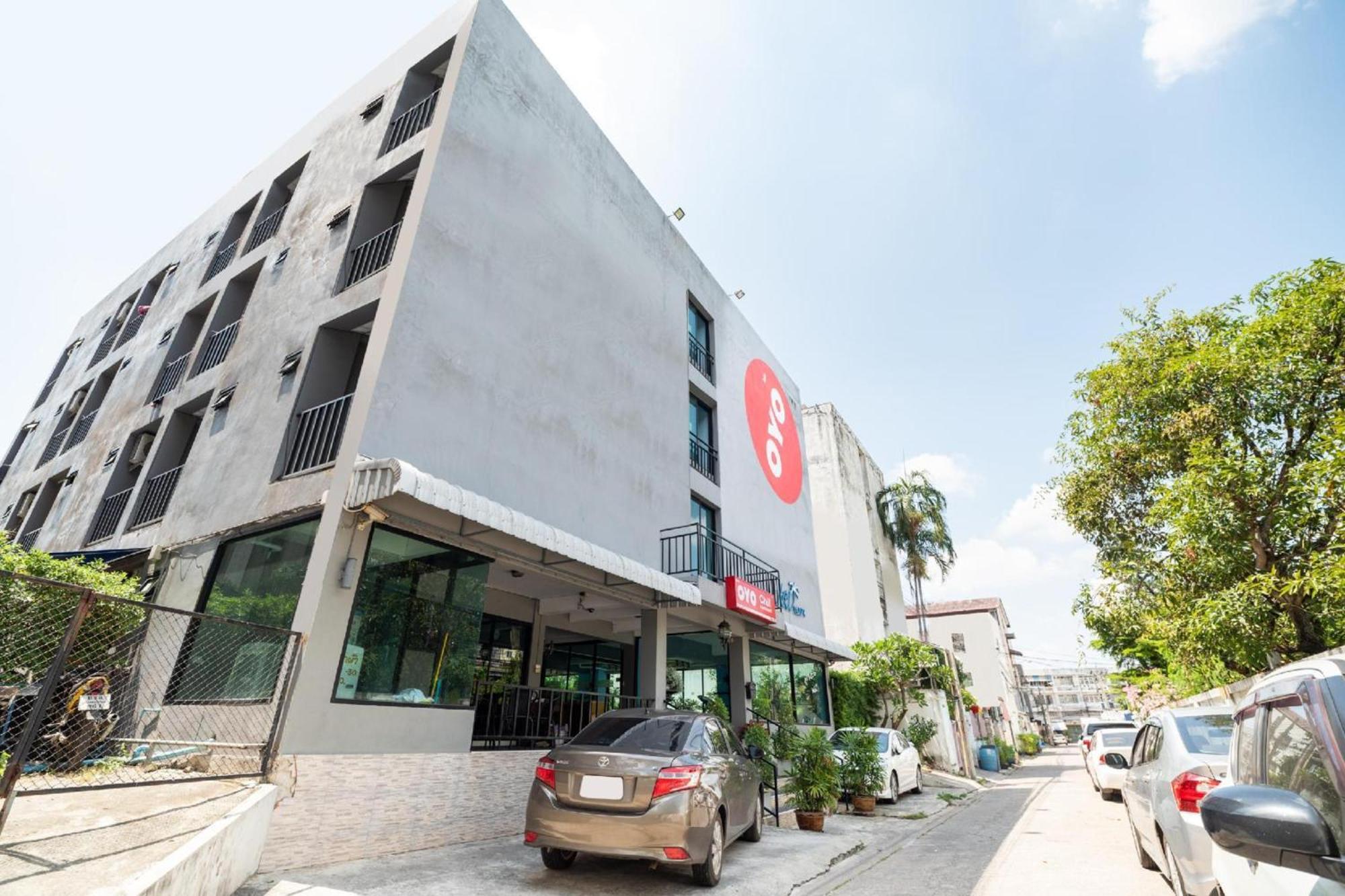 Super Oyo 427 Chill Apartment Bangkok Kültér fotó